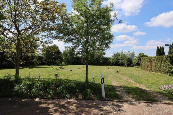 Schotterrasen-Fläche