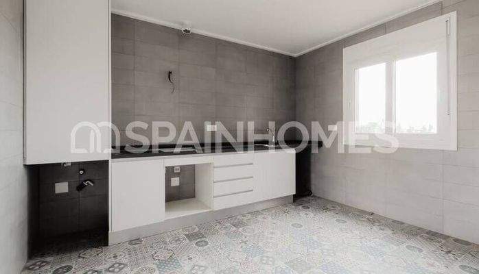 Well-Located Santa Pola Villas for Sale on Costa Blanca