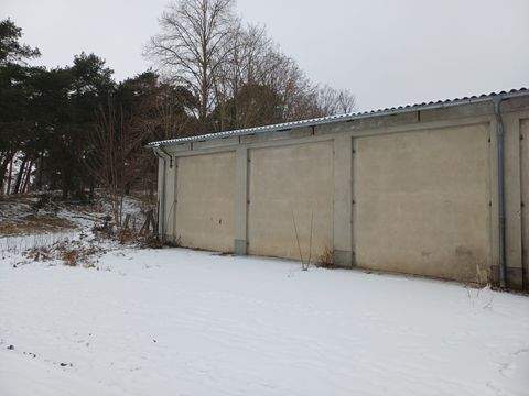 Amt Neuhaus Halle, Amt Neuhaus Hallenfläche