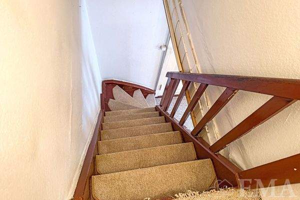 Treppe ins Erdgeschoss