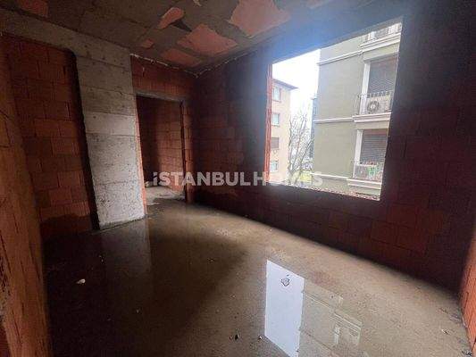Real estate in Kadıköy Within Walking Distance to the Beach
