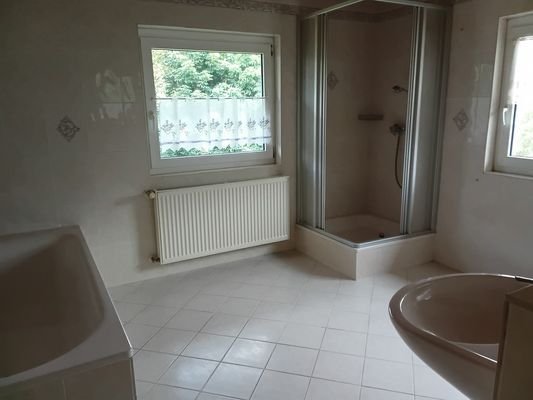 Badezimmer 2