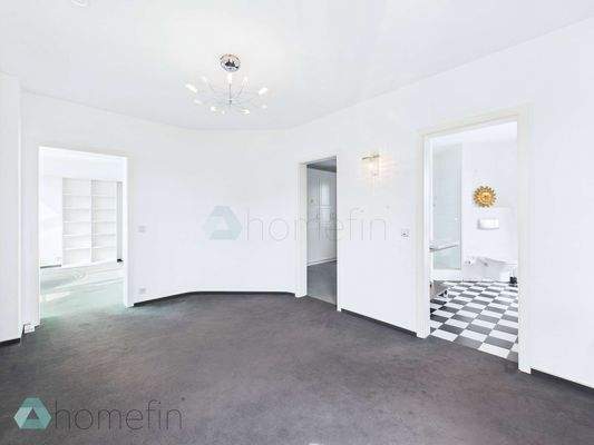 Zimmer OG Ankleidezimmer Bad