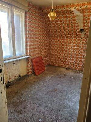 11_Schopfheimer Str. 1.OG_3 Zimmer ges. (1).jpg