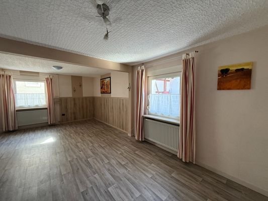 Wohn- und Esszimmer 1. OG