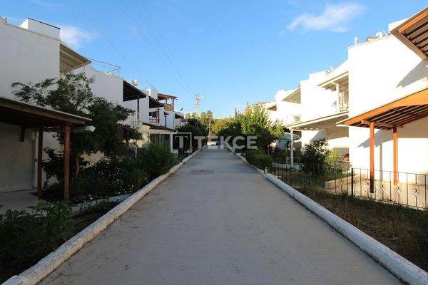 Seafront Investment Villa in a Complex in Manavgat Antalya