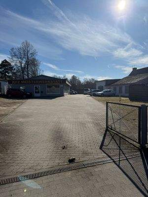 Gewerbegelände Einfahrt.jpeg