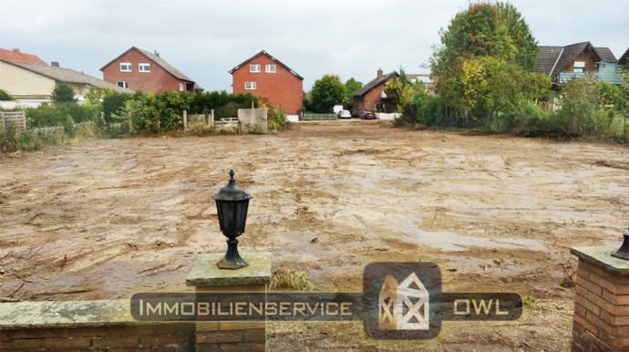 ::: Projektiertes, großes Baugrundstück in Bestlage in Minden-Böllhorst :::