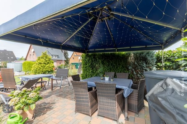 2. Terrassenbereich unterm Sternenhimmel