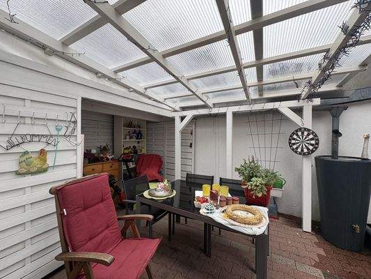 Überdachte Terrasse