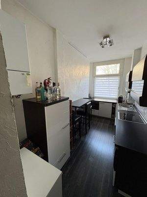 Küche mit Einbauküche