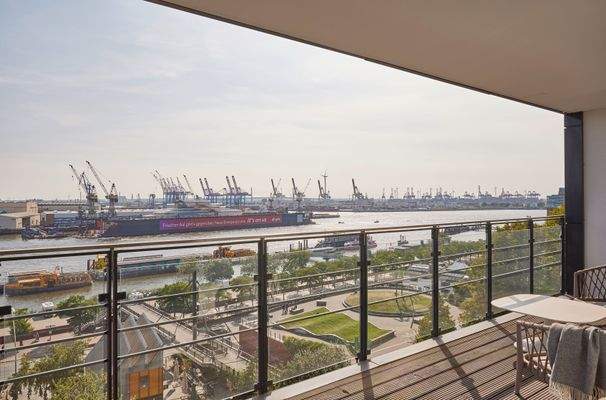 Balkon angrenzend am Master Bedroom