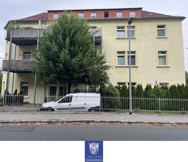 Helle Dachgeschosswohnung mit EBK! - Photo 5