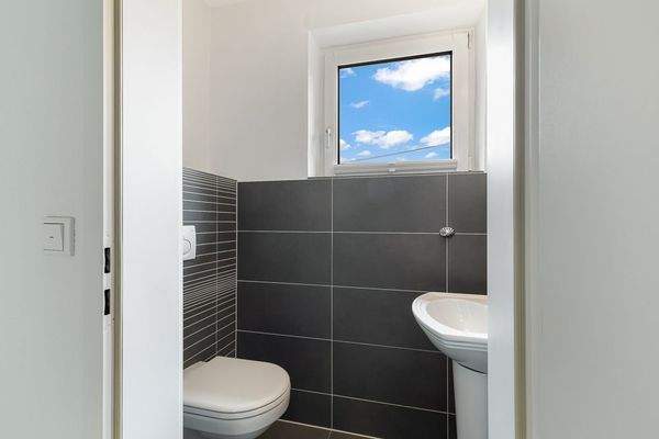 Gäste-WC im Erdgeschoss