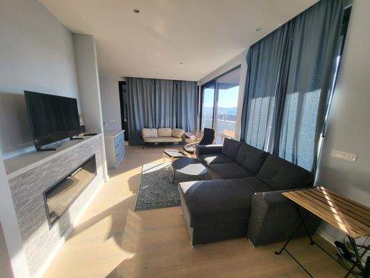 WhatsApp Image 2024-01-28 at 3.20.05 PM (6).jpeg