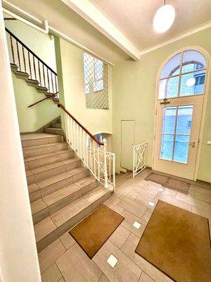 10 Gemeinschaftstreppenhaus.jpeg