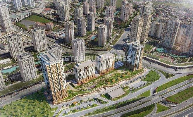 Real Estate Suitable for Investment with Lake View in Avcilar