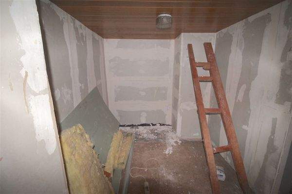 Zimmer 5, ohne Fenster