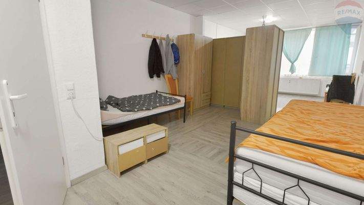 Großes Schlafzimmer 1