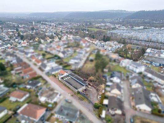 Großzügiges Baugrundstück mit Bestandsgebäude in Überherrn