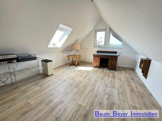 Zimmer im Dachgeschoss 