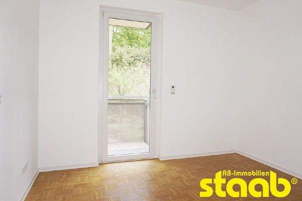 Kinder-/Arbeitszimmer