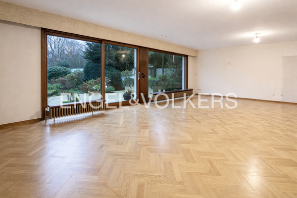 Lichtdurchfluteter Wohnbereich