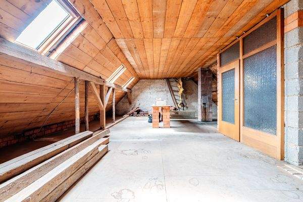 Rechte Wohneinheit - Studio DG rechts