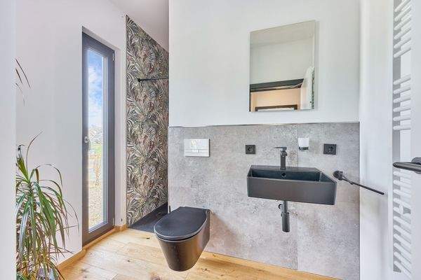 Gäste WC mit Dusche