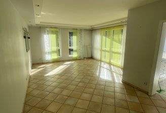 Wohnzimmer Foto 2(2).jpeg