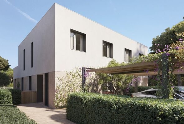 Luxury Villas Near the Beach in Tarragona