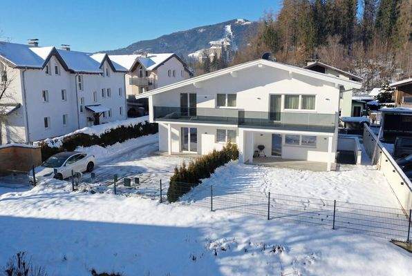 sonniges Außenbild 1 