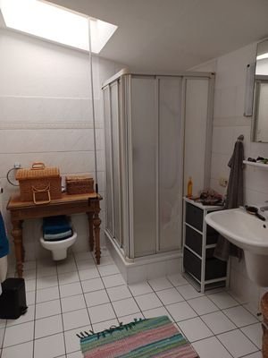 Badezimmer Bild 02.jpg