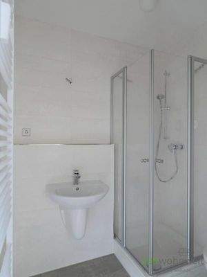 der Spiegel im Bad fehlte noch