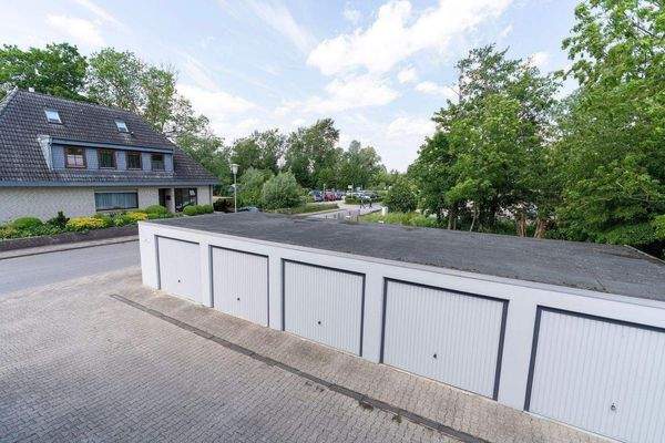 1 Hausansichten_Garage_1.jpg