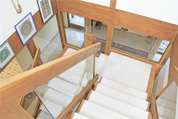 Treppenhaus ins Dachgeschoss