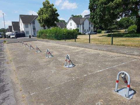 Voerde Garage, Voerde Stellplatz