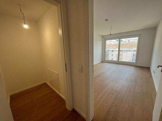 1bc3f724-fa7d-47ff-aeea-0cafd8912f50