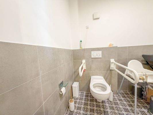 Gewerbefläche BehindertenWC