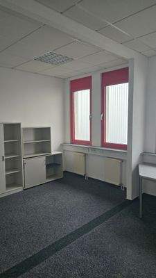 Bsp. 1 Ansicht Büro.jpg