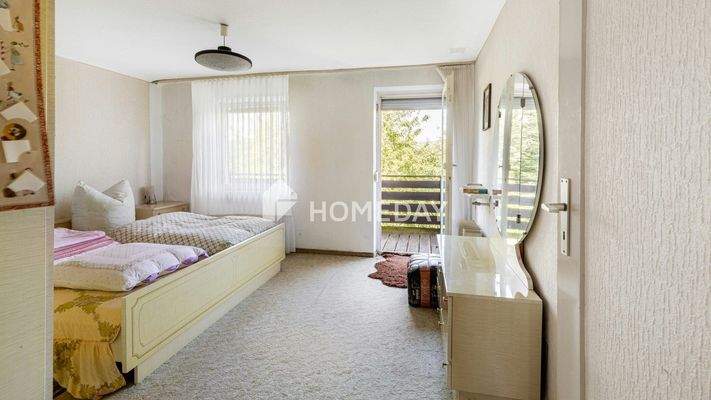 1. OG Elternschlafzimmer 1