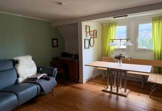 Wohn- u. Esszimmer.png