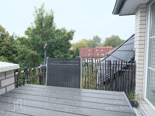 ...mit Zugang zum Südbalkon