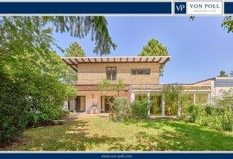 Hausansicht vom Garten