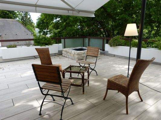 Südterrasse mit Brunnen