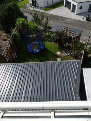 Gartenansicht vom Balkon im 1.OG