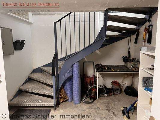 Treppenabgang - Keller
