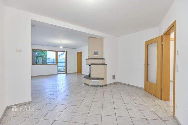 Großzügiges Wohnzimmer