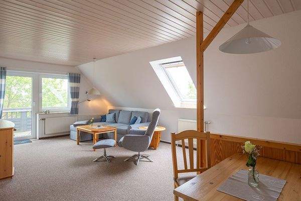 mit Zugang Balkon, Südostseite.jpg