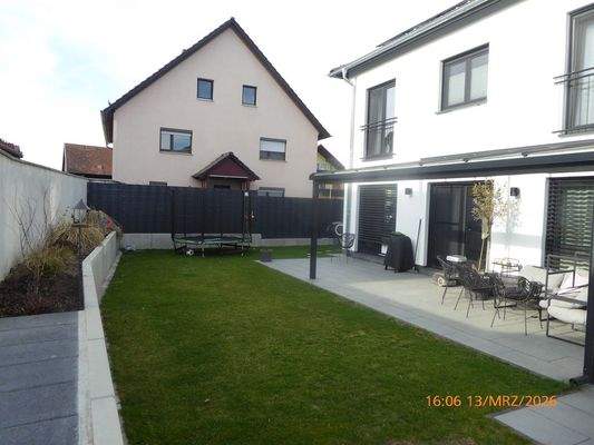 Süd-Ost-Seite Terrasse überdacht 1.JPG